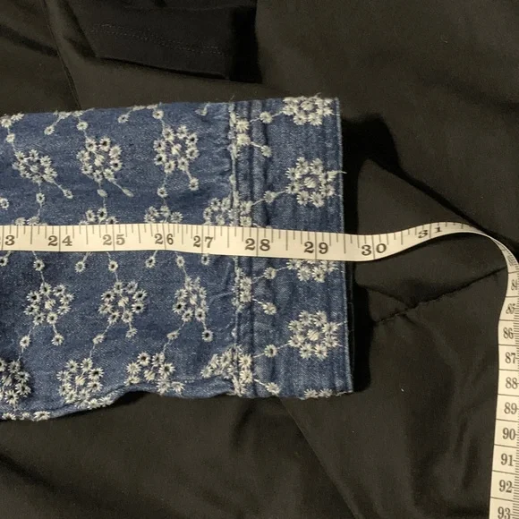 Denim&Co ~ Blue and White Patterned Jacket (XL) - Picture 10 of 14